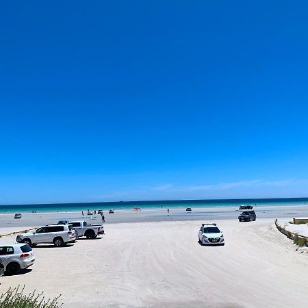 Wallaroo Marina Luxury Apartment ภายนอก รูปภาพ